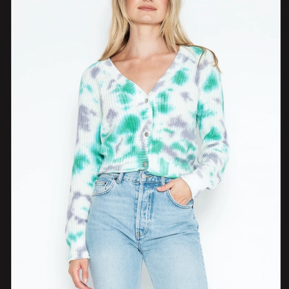 NWT One Grey Day Ali Cropped Cardi